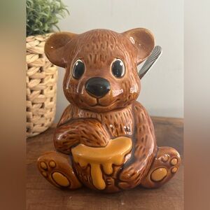 Vintage 1970s Ceramic 5.5" Teddy Bear Honey Pot Jar Dipper